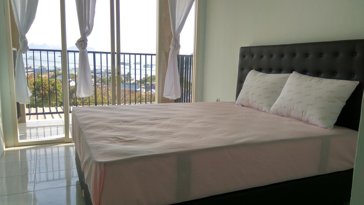 Mawar Hotel Labuan Bajo Esterno foto