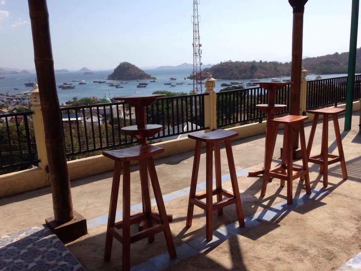 Mawar Hotel Labuan Bajo Esterno foto