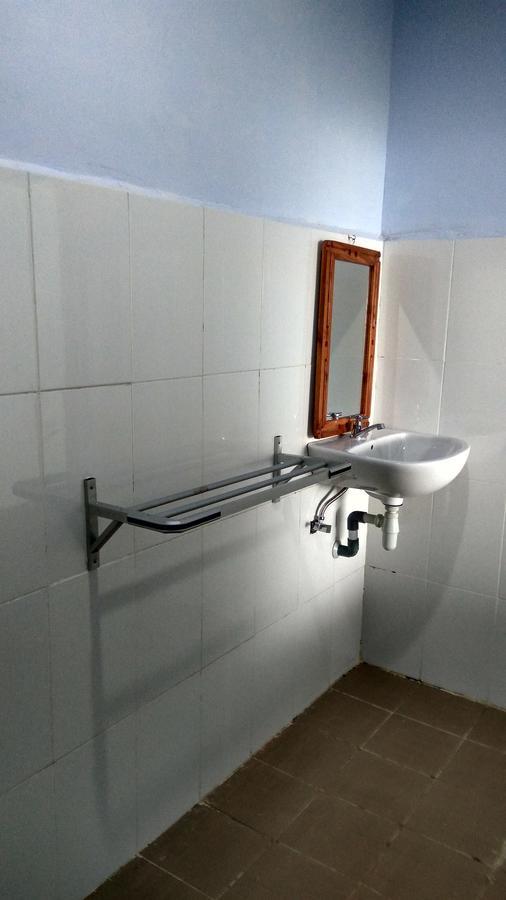 Mawar Hotel Labuan Bajo Esterno foto