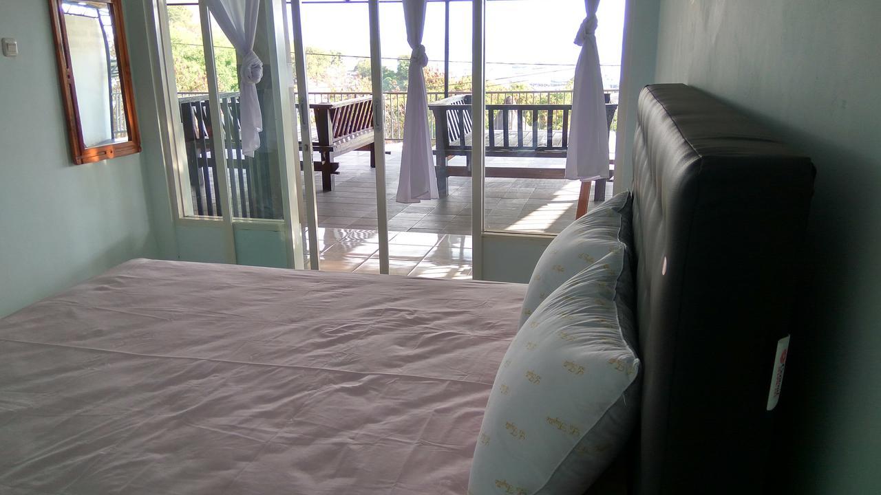 Mawar Hotel Labuan Bajo Esterno foto