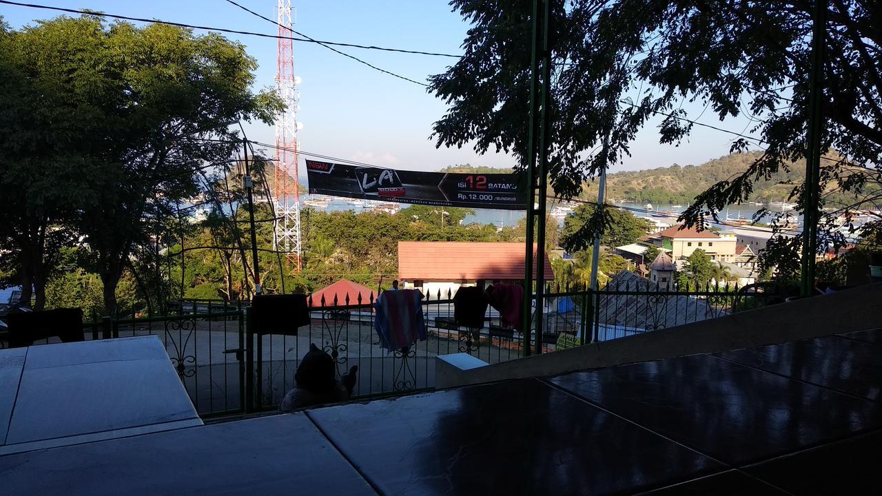 Mawar Hotel Labuan Bajo Esterno foto